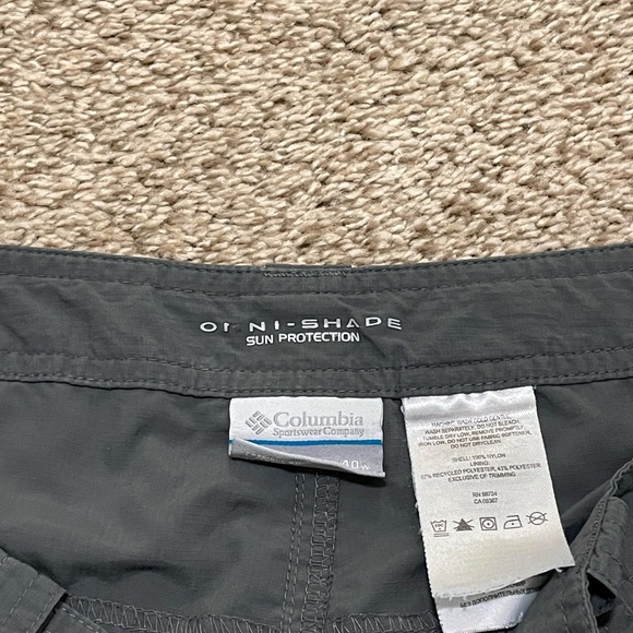Columbia Shorts‎ Mens 40 Gray 100% Nylon Omni-Shade Sun Protection Cargo - Picture 6 of 6